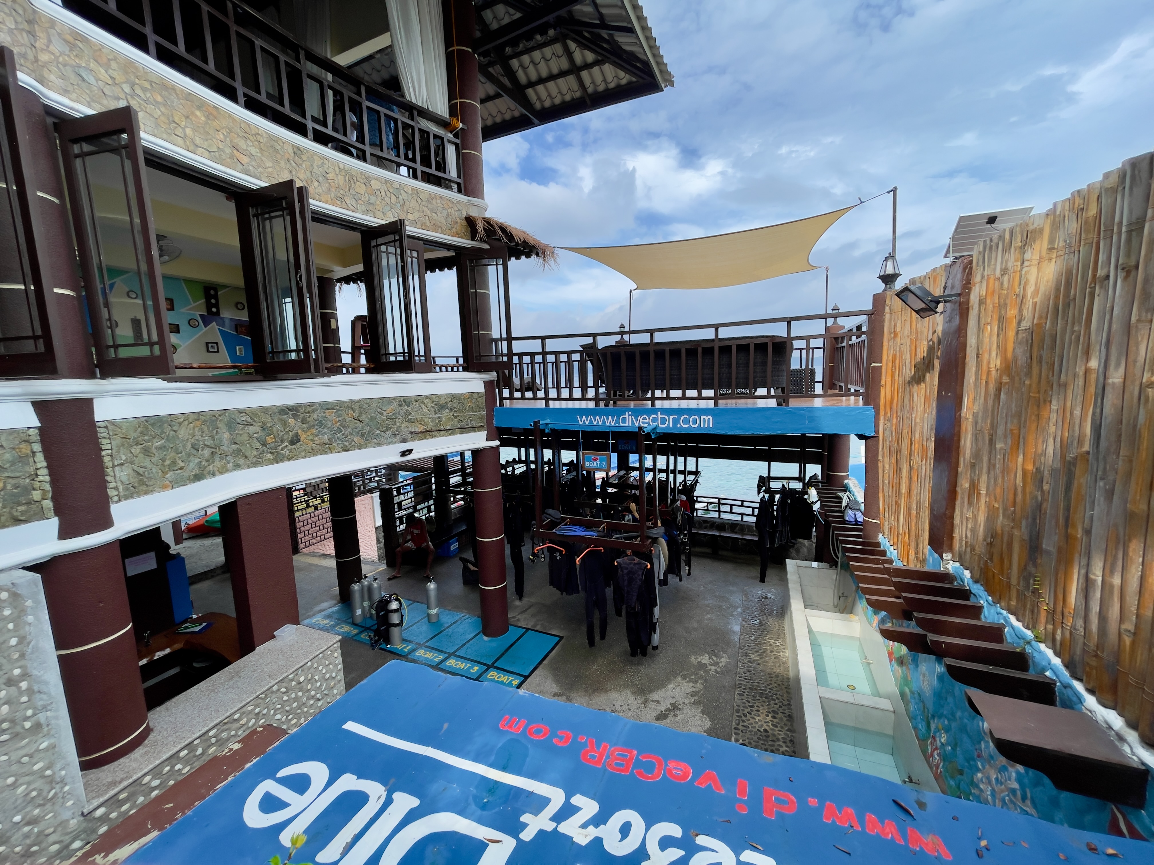 Crystal Blue Resort Scuba Diving Anilao, Philippines