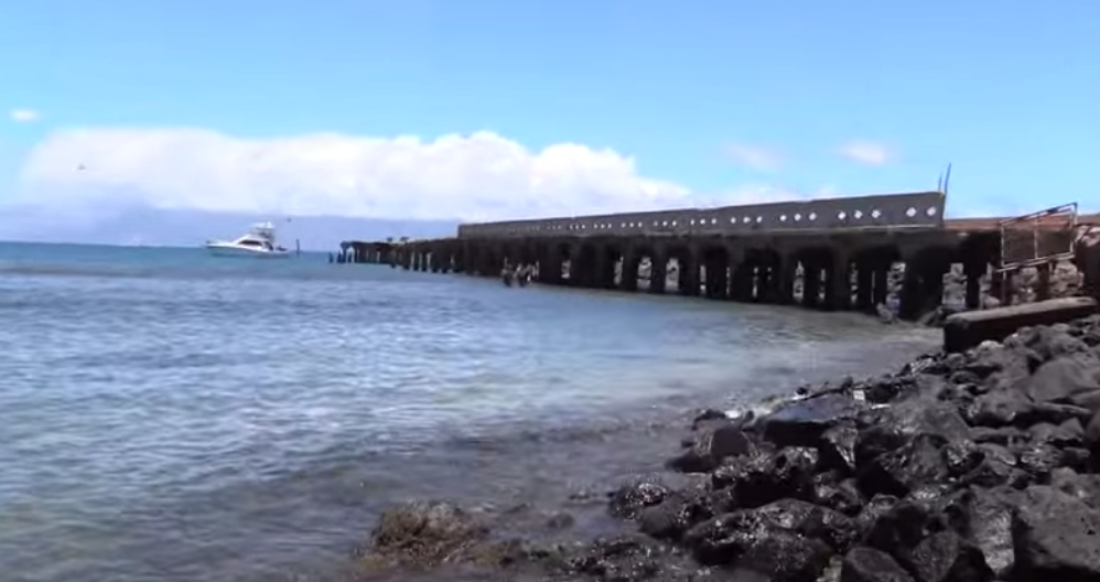 Mala Wharf Pier, Maui Dive Site